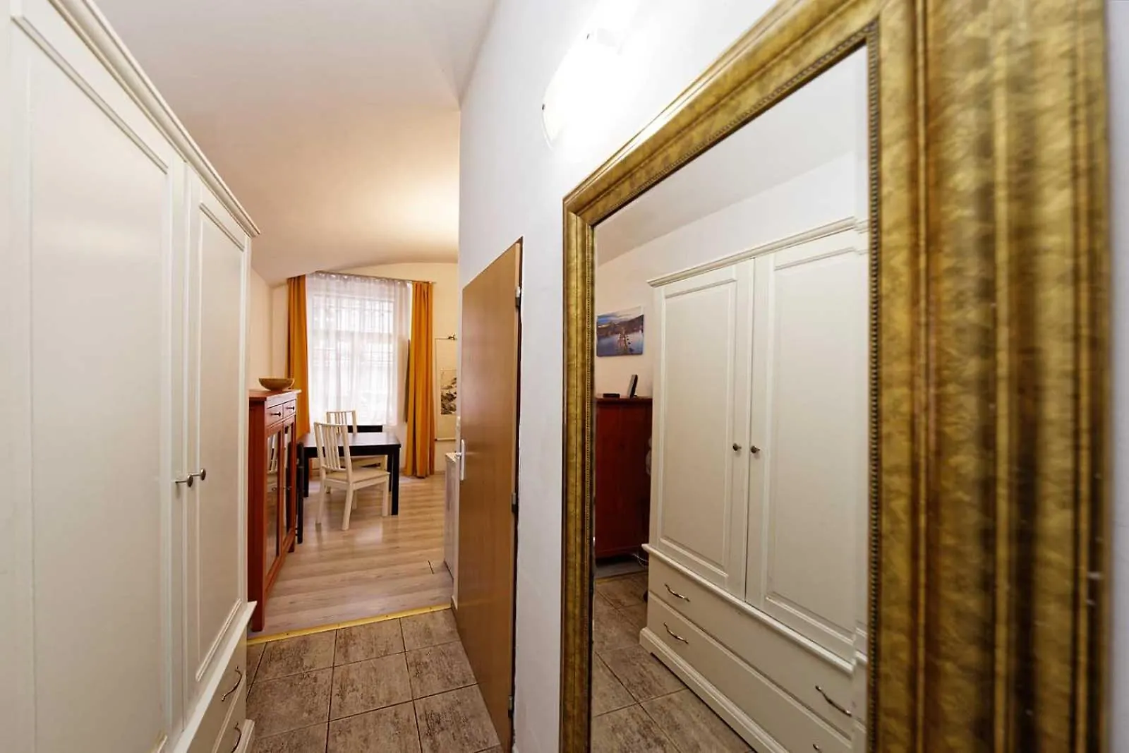 Riverside Apartment Praga